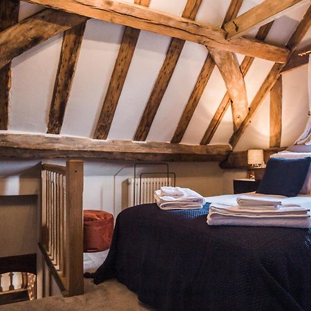 Taylour House - Edenbridge, Sleeps 10, Historic, Unique Yet Modern Βίλα Εξωτερικό φωτογραφία