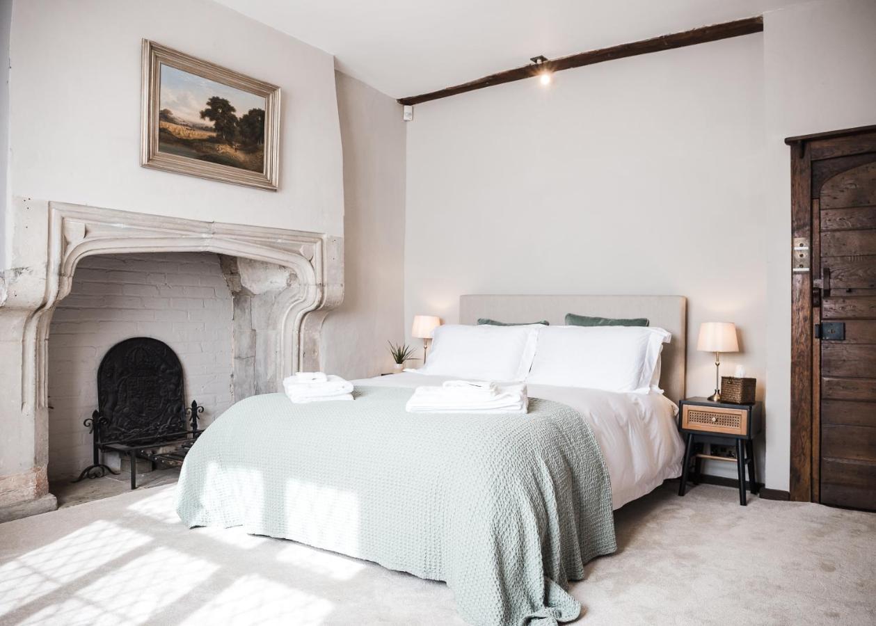 Taylour House - Edenbridge, Sleeps 10, Historic, Unique Yet Modern Βίλα Εξωτερικό φωτογραφία