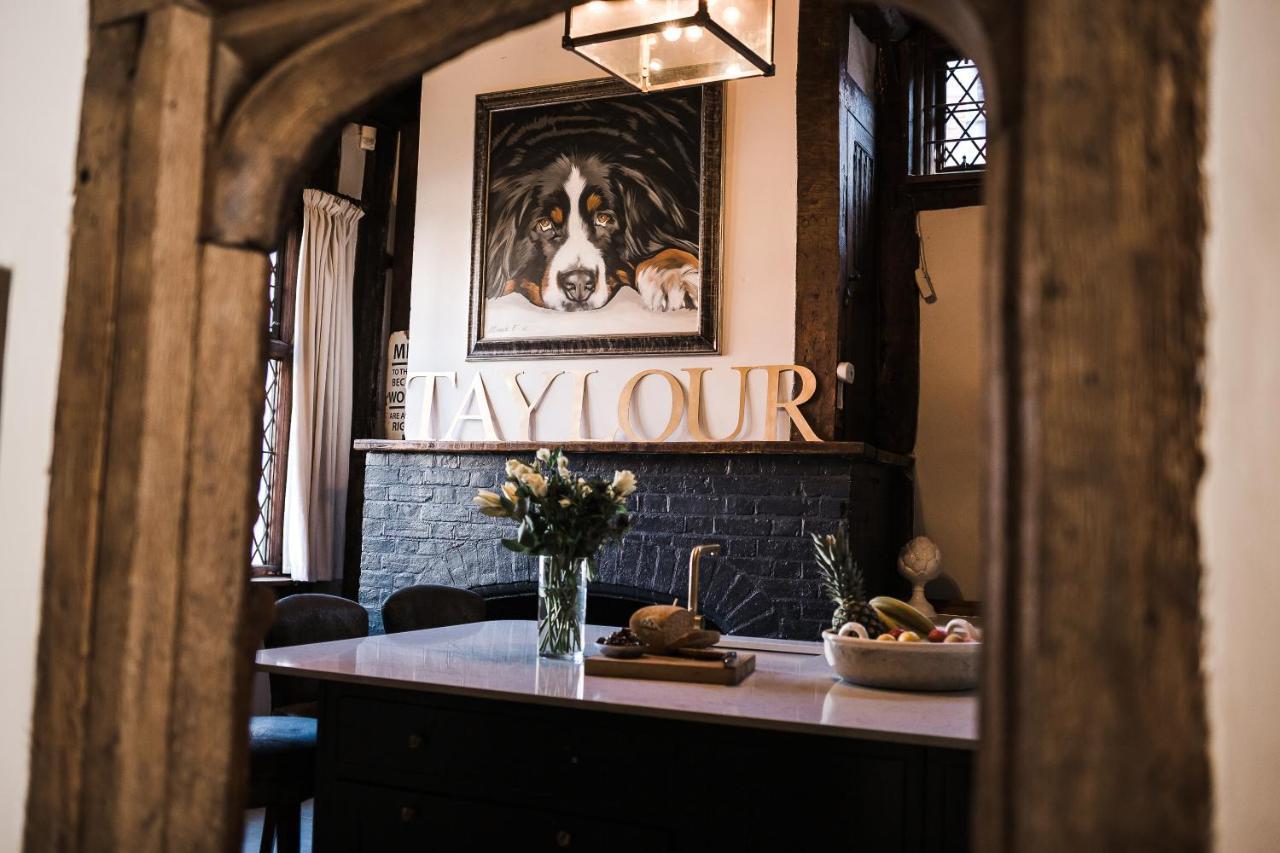 Taylour House - Edenbridge, Sleeps 10, Historic, Unique Yet Modern Βίλα Εξωτερικό φωτογραφία