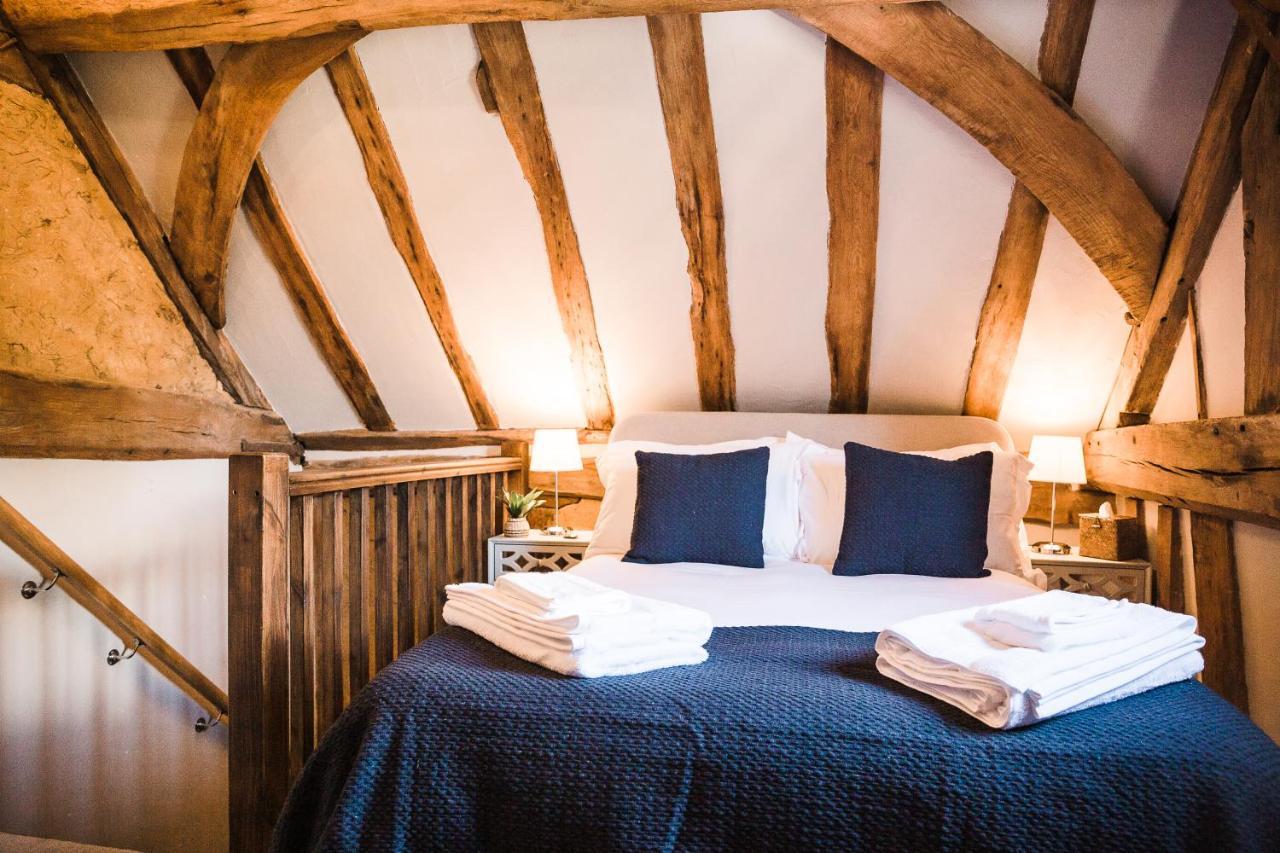 Taylour House - Edenbridge, Sleeps 10, Historic, Unique Yet Modern Βίλα Εξωτερικό φωτογραφία