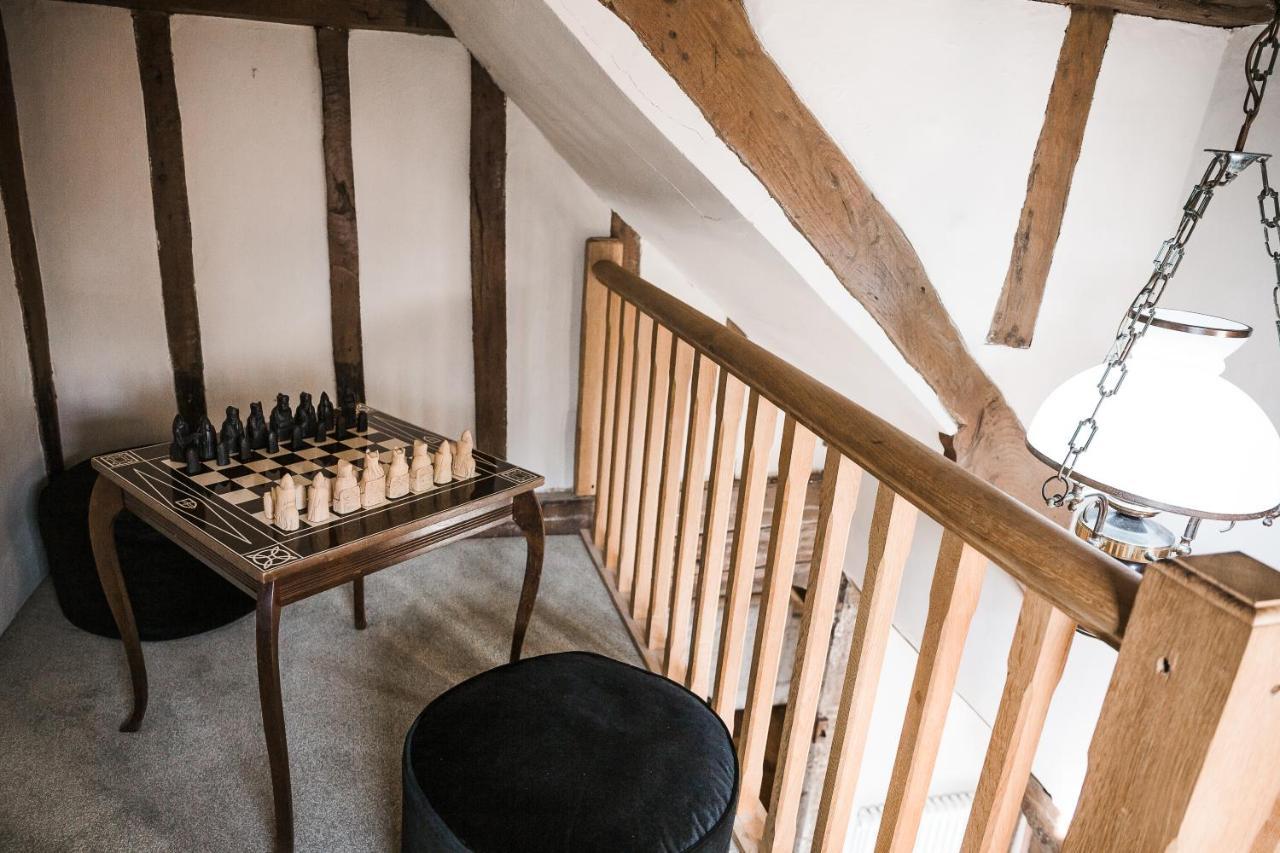 Taylour House - Edenbridge, Sleeps 10, Historic, Unique Yet Modern Βίλα Εξωτερικό φωτογραφία